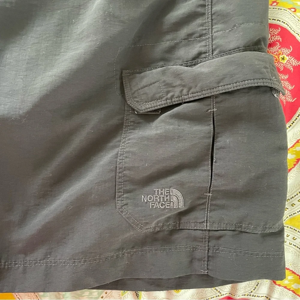 The North Face Men's Charcoal Cargo Shorts